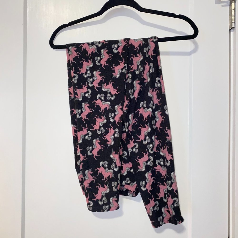 LuLaRoe Leggings- black/pink unicorns - tall&curvy